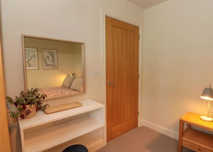 Grounds Nyaraló York