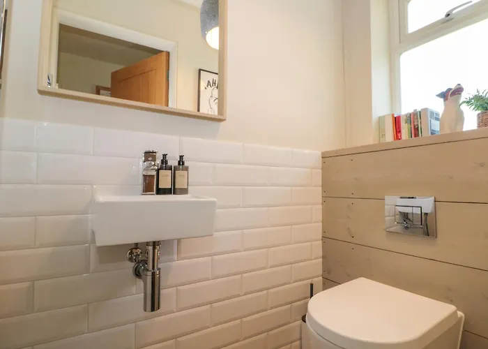 Grounds Nyaraló York